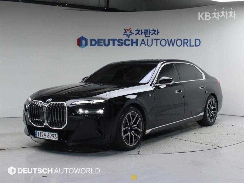 BMW 7er — miniaturë 2