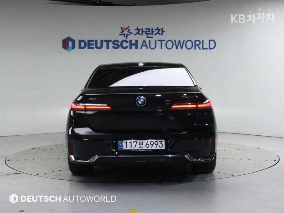 BMW 7er — miniaturë 5