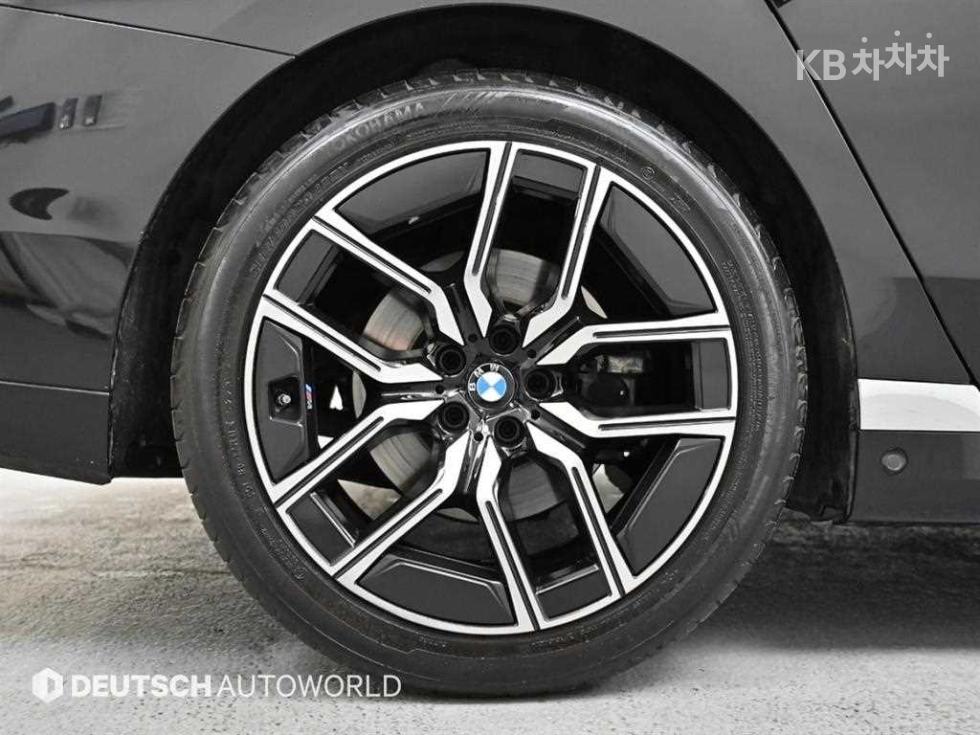 BMW 7er — miniaturë 6