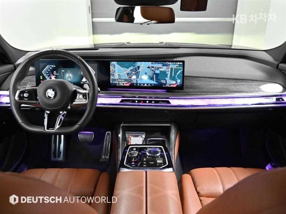 BMW 7er — miniaturë 8