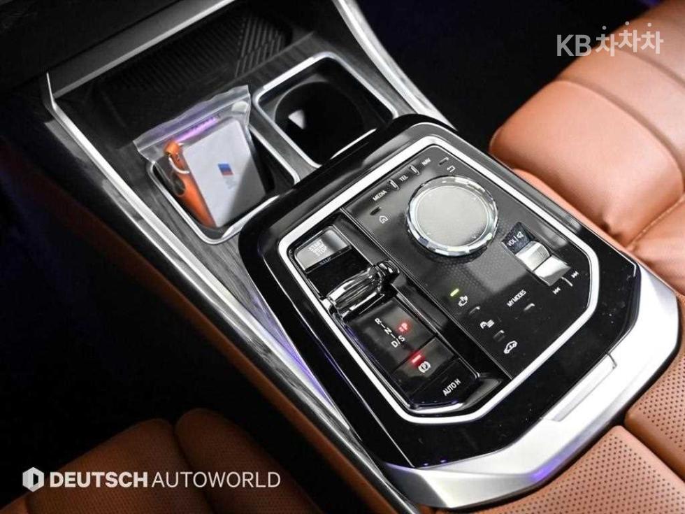 BMW 7er — miniaturë 10
