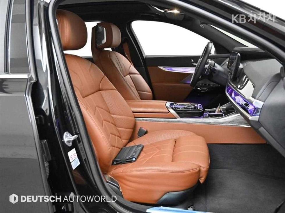 BMW 7er — miniaturë 11