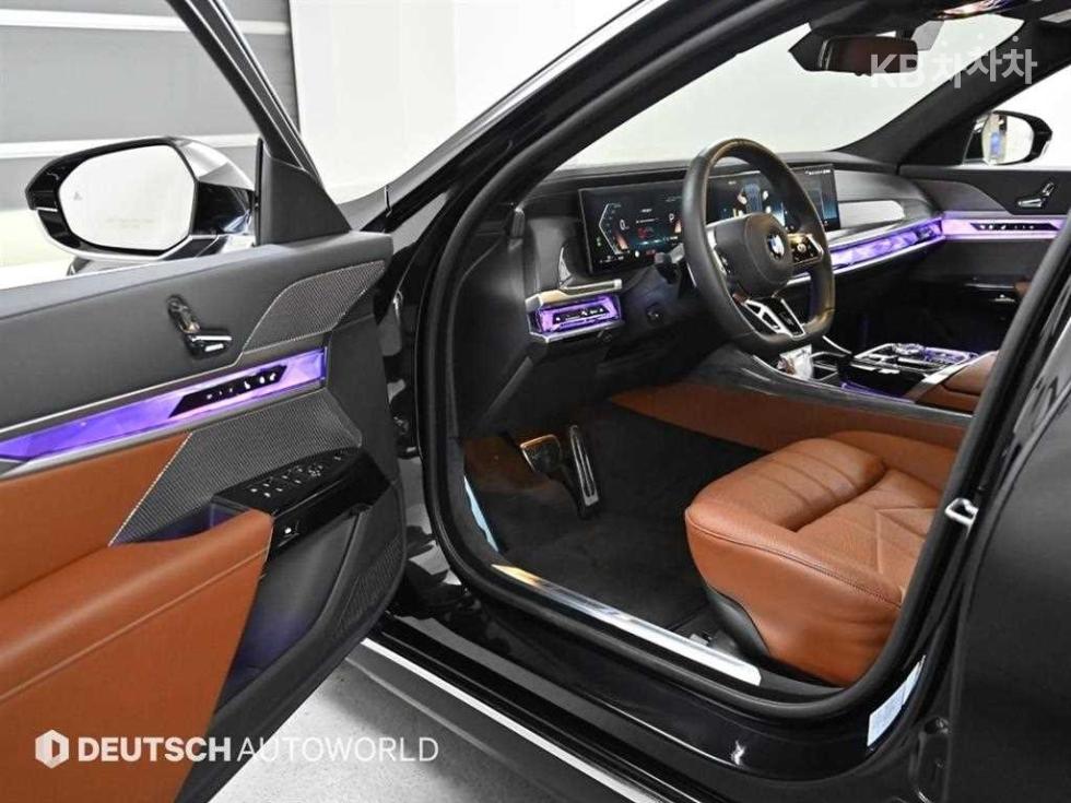 BMW 7er — miniaturë 12