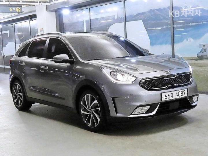 Kia Niro 1.6 Noblesse 2