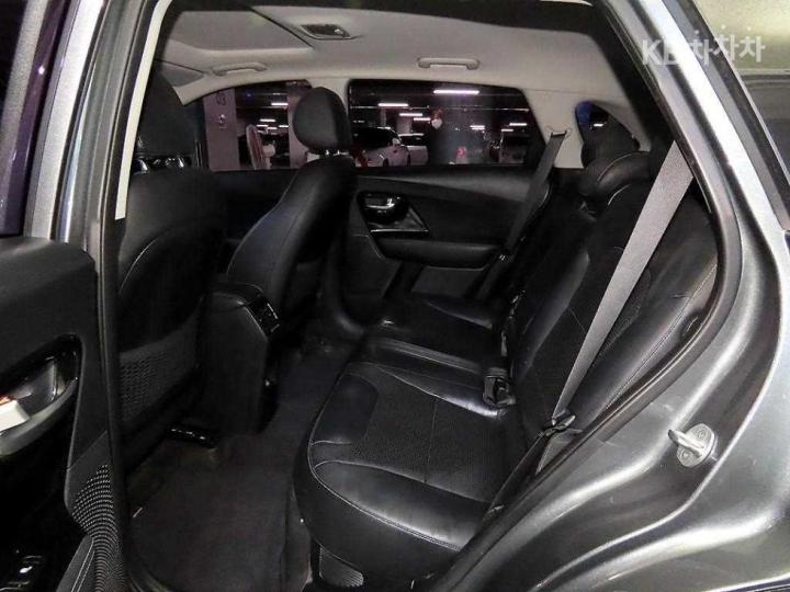 Kia Niro 1.6 Noblesse 8