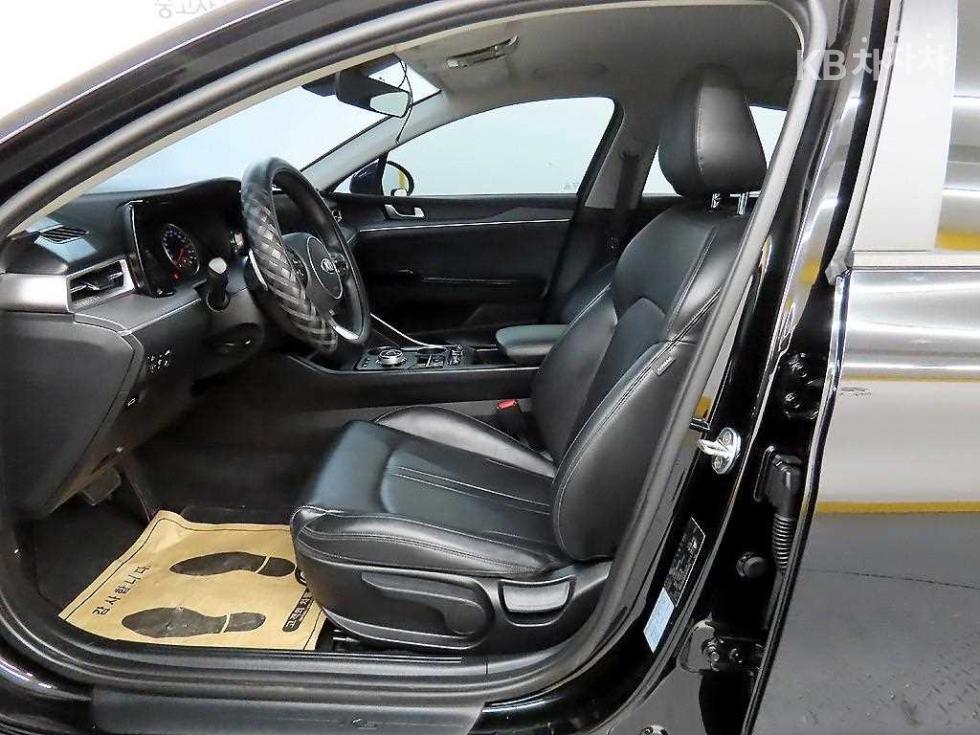 2020 - kia k5