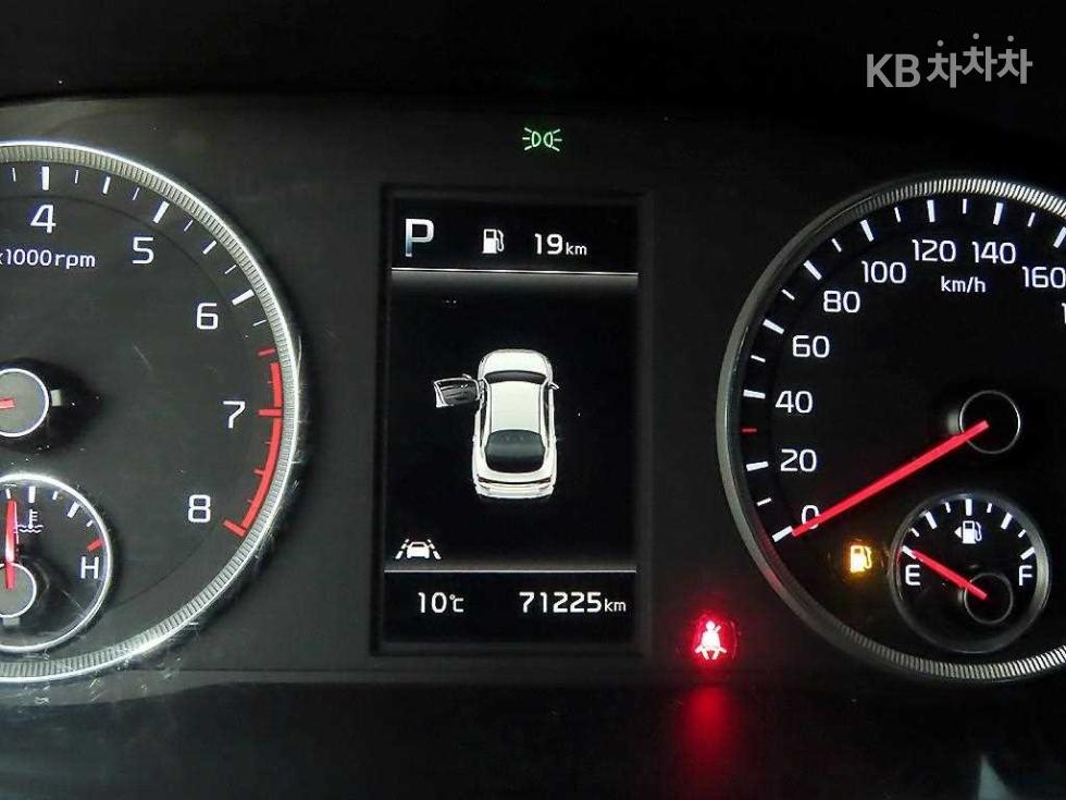 2020 - kia k5