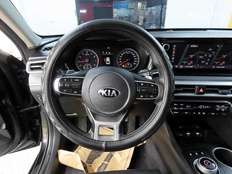 2020 - kia k5
