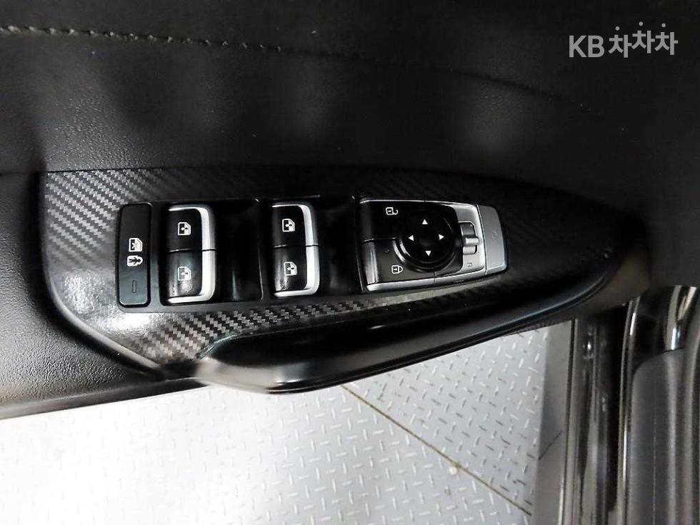 2020 - kia k5