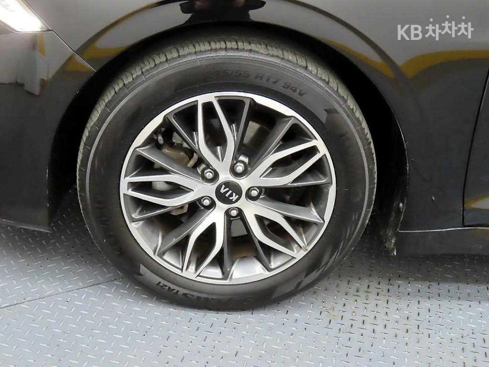 2020 - kia k5