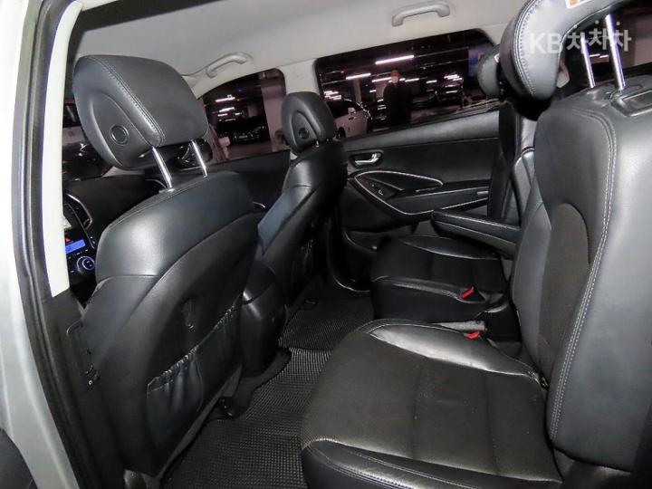 Hyundai Maxcruz Diesel e-VGT 2.2 4WD Exclusive Base Type 8