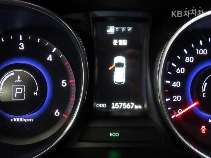 Hyundai Maxcruz Diesel e-VGT 2.2 4WD Exclusive Base Type 10