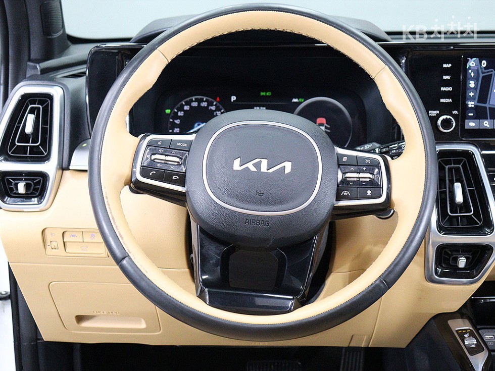 2022 - kia sorento