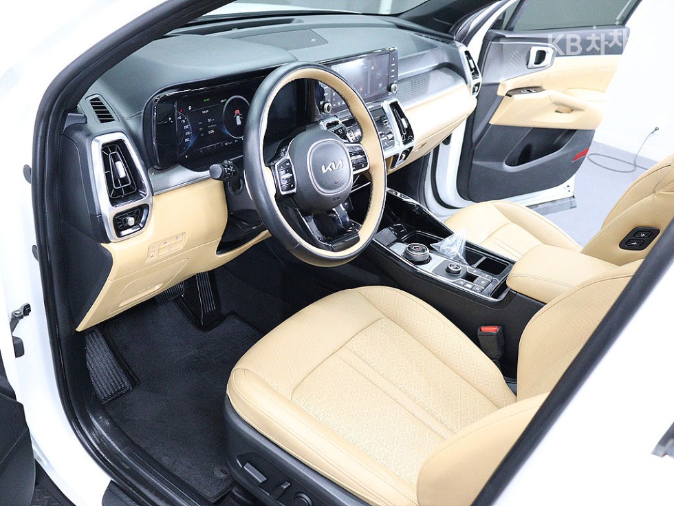 2022 - kia sorento