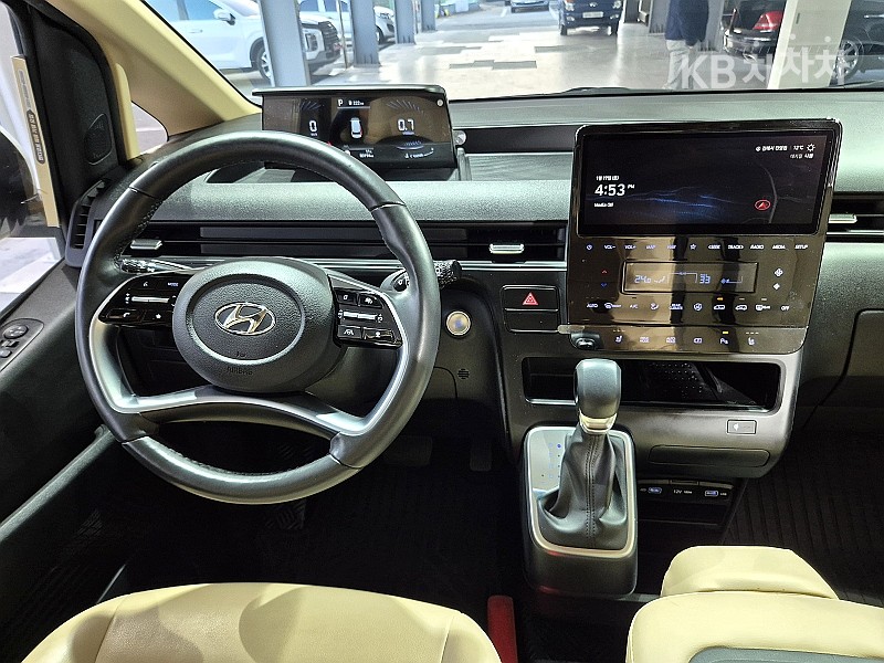 Hyundai Staria — miniaturë 16