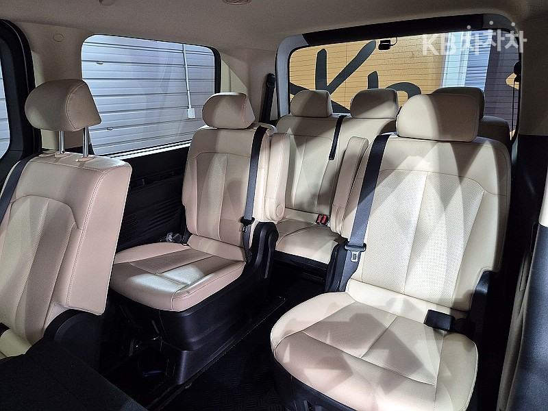 Hyundai Staria — miniaturë 14