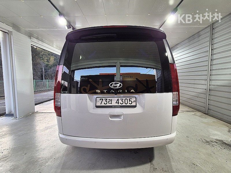 Hyundai Staria — miniaturë 5