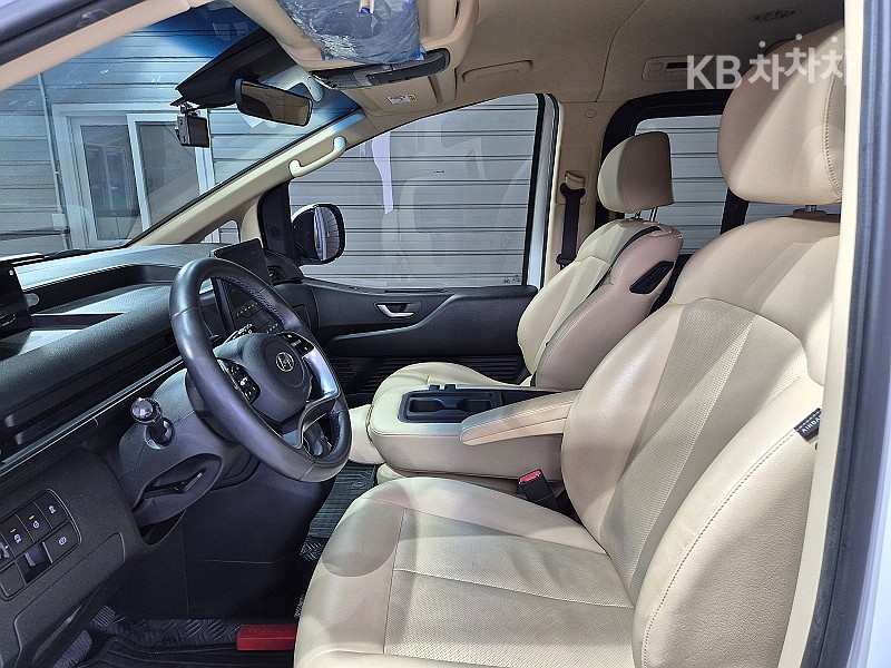 Hyundai Staria — miniaturë 10