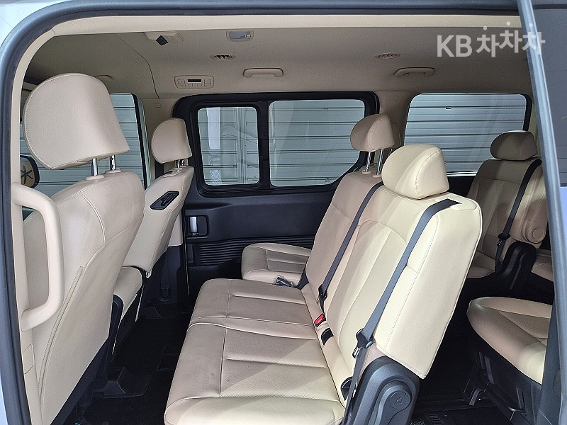Hyundai Staria — miniaturë 12