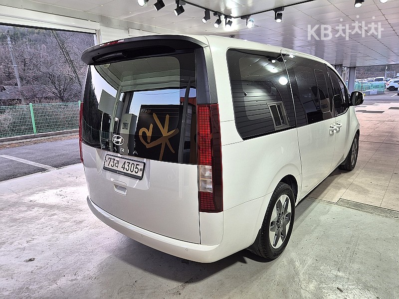Hyundai Staria — miniaturë 6