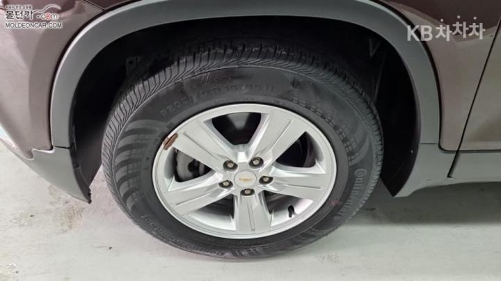 Chevrolet Trax 1.4 LS Deluxe 7