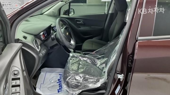 Chevrolet Trax 1.4 LS Deluxe 10