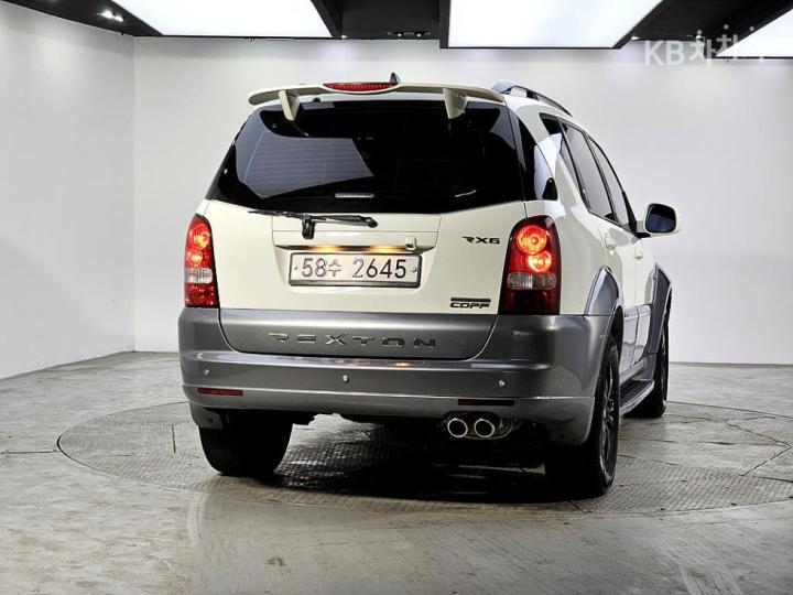 KG Mobility (Ssangyong) Rexton Super RX6 4WD Top Model 4