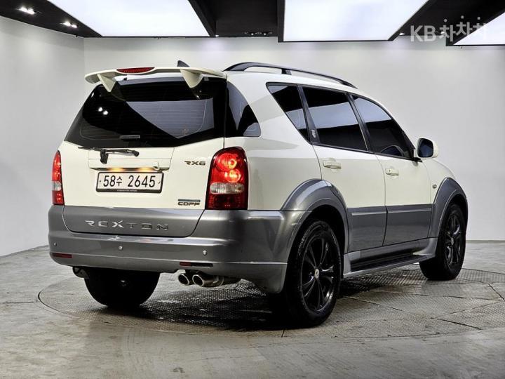 KG Mobility (Ssangyong) Rexton Super RX6 4WD Top Model 5