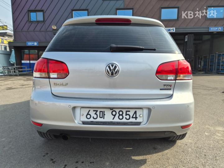Volkswagen Golf 1.6 TDI BlueMotion MK6 2011-2013 4
