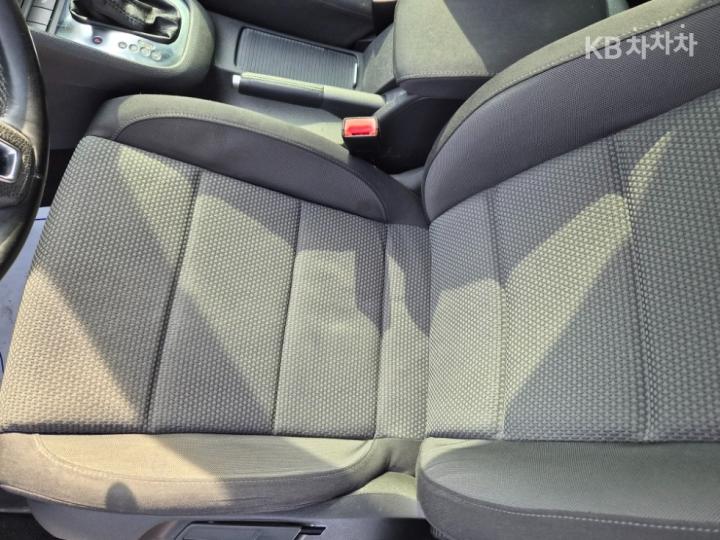 Volkswagen Golf 1.6 TDI BlueMotion MK6 2011-2013 10