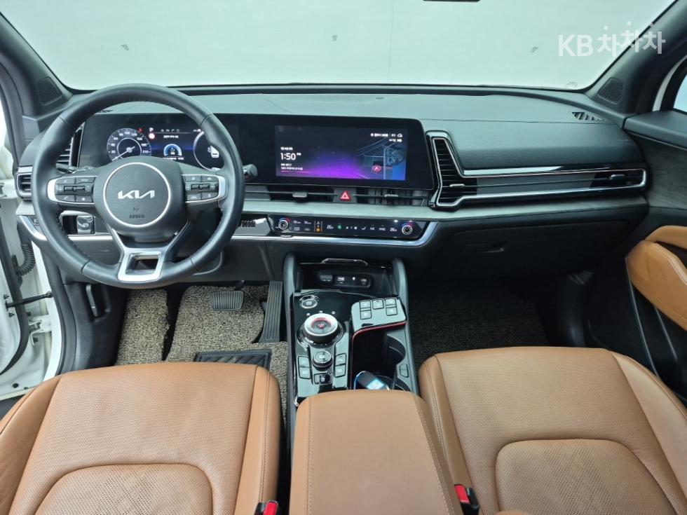 2022 - kia sportage