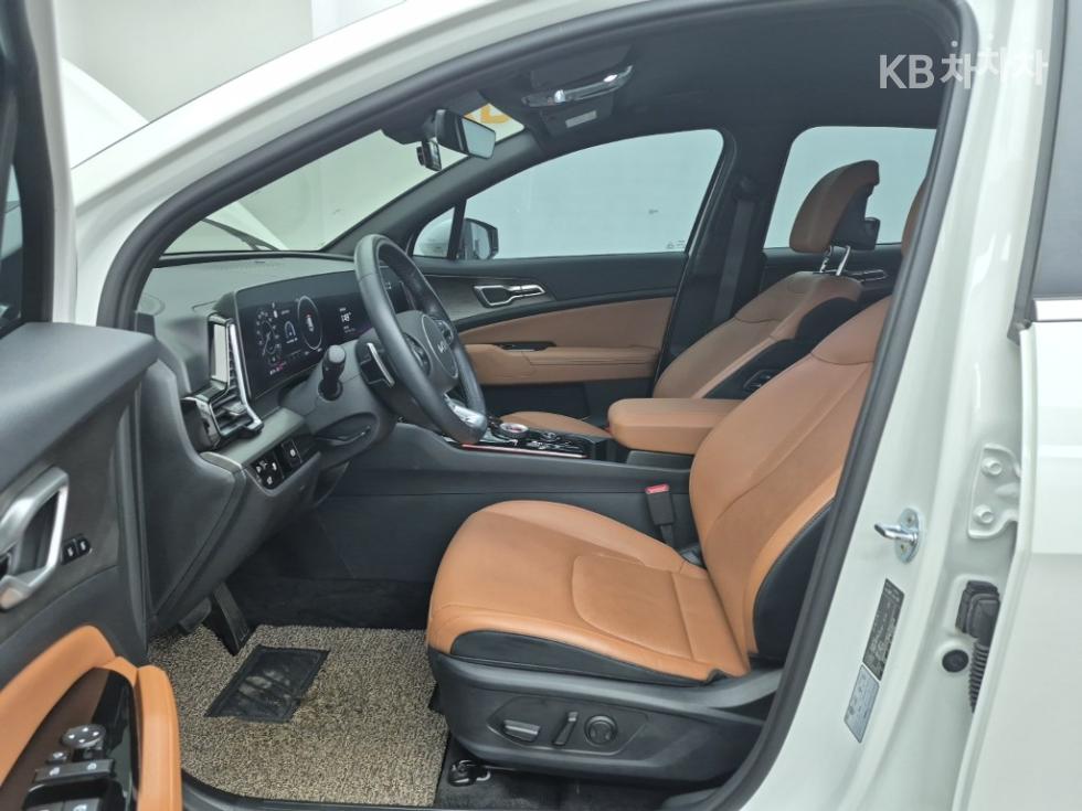 2022 - kia sportage