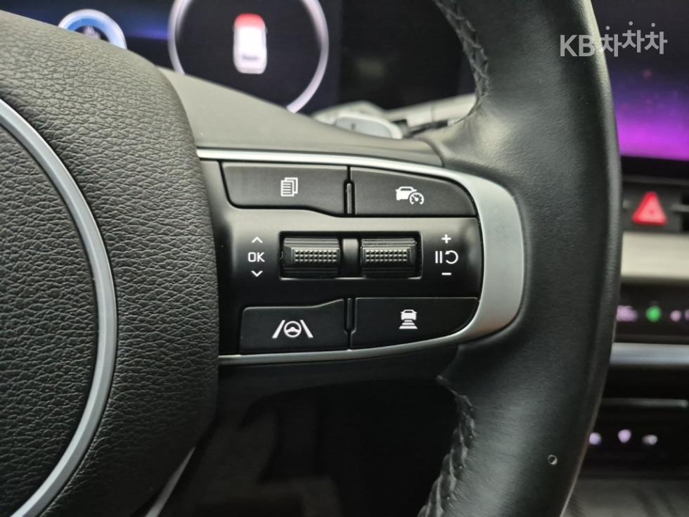2022 - kia sportage