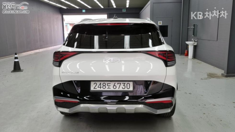2023 - kia sportage