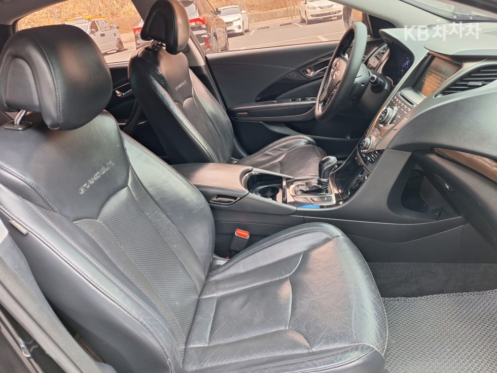 Hyundai Grandeur — miniaturë 19