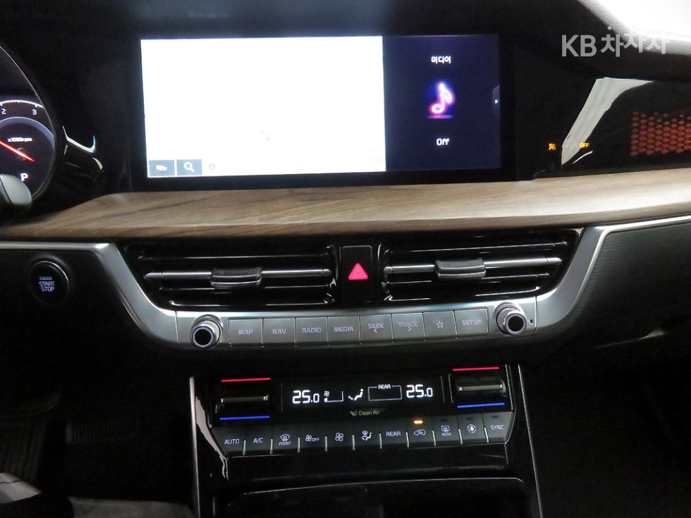 2020 - kia mohave