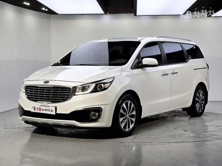 Kia Carnival 2.2 Diesel Luxury