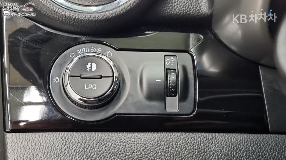 Chevrolet Orlando — miniaturë 16