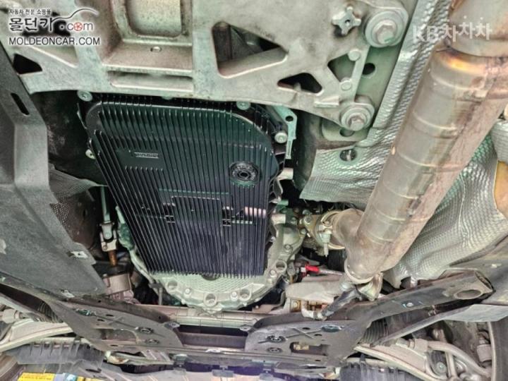 Jaguar XE 2.0 Diesel PORTFOLIO 4