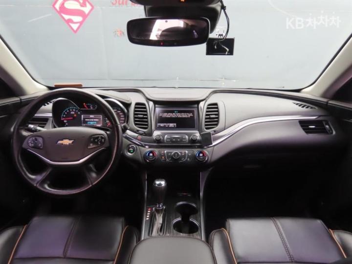 Chevrolet Impala 2.5 LTZ 9