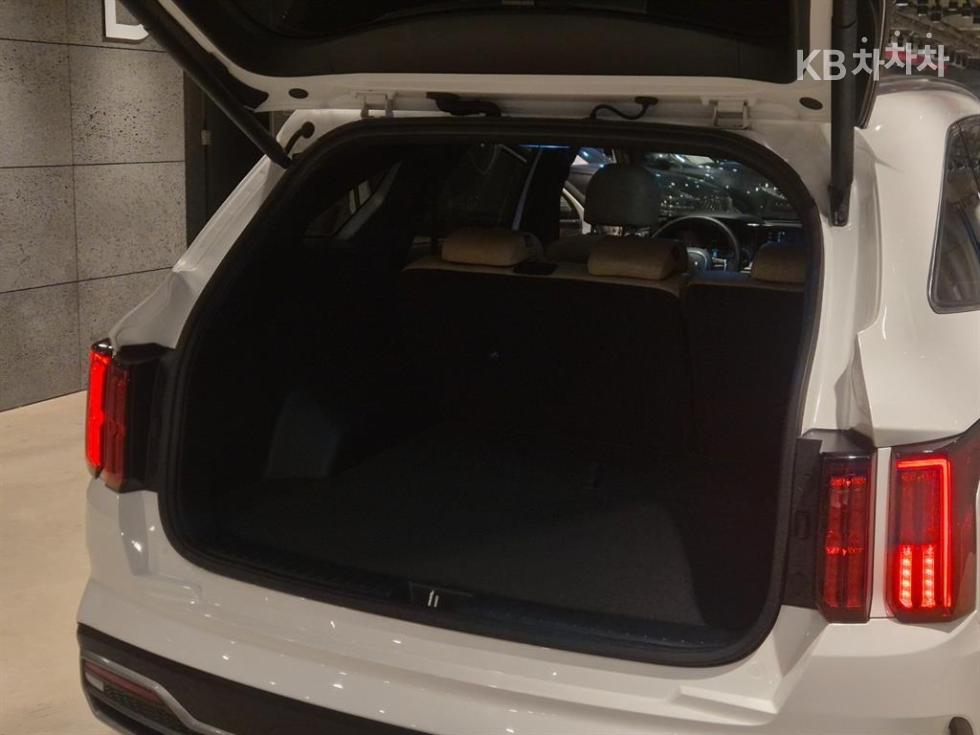 2022 - kia sorento