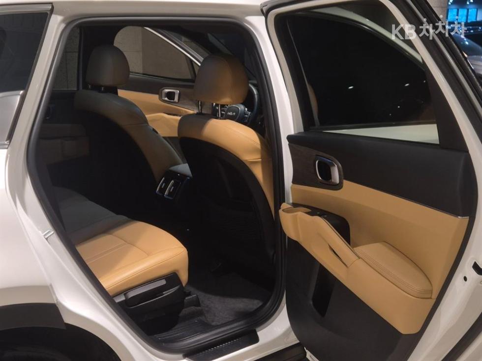 2022 - kia sorento