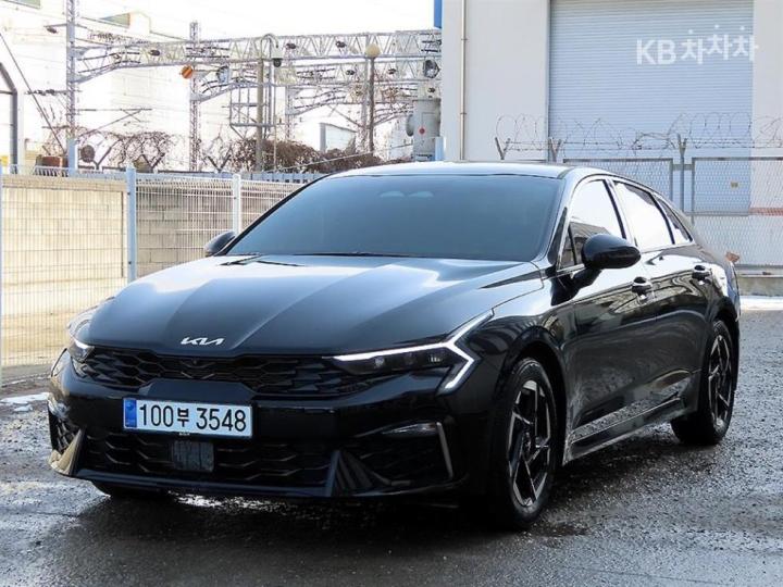 Kia K5 2.0 lpg  noblesse — foto 1