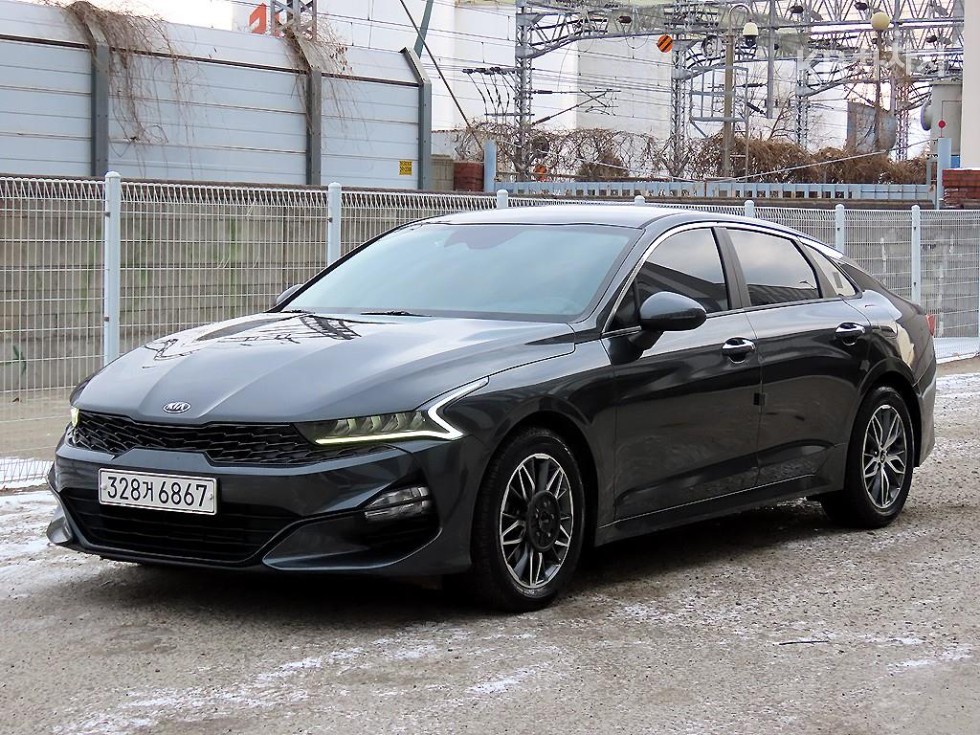 2021 - kia k5