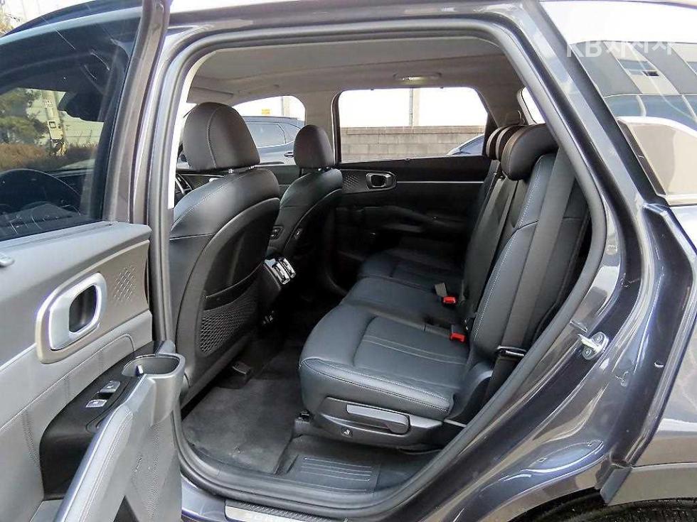 2021 - kia sorento
