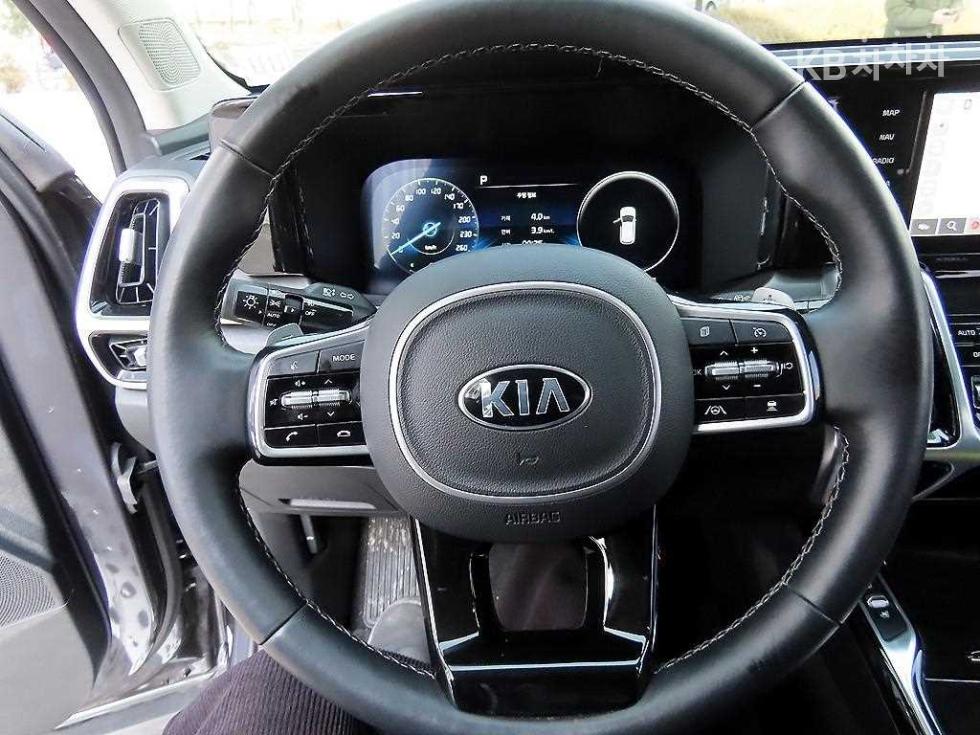 2021 - kia sorento