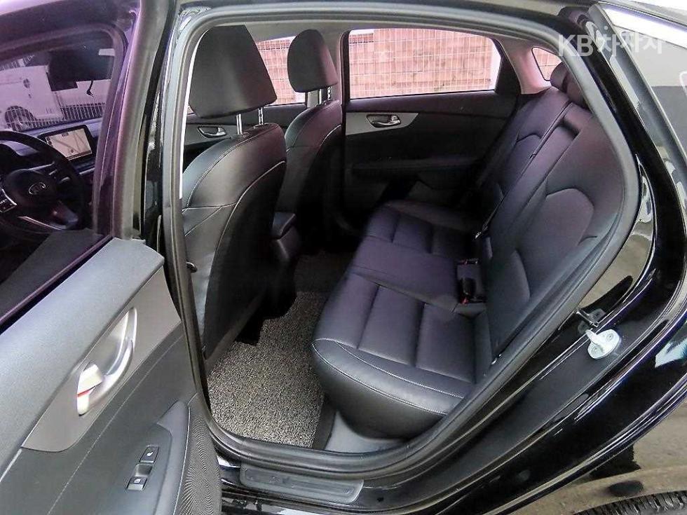 2021 - kia k3