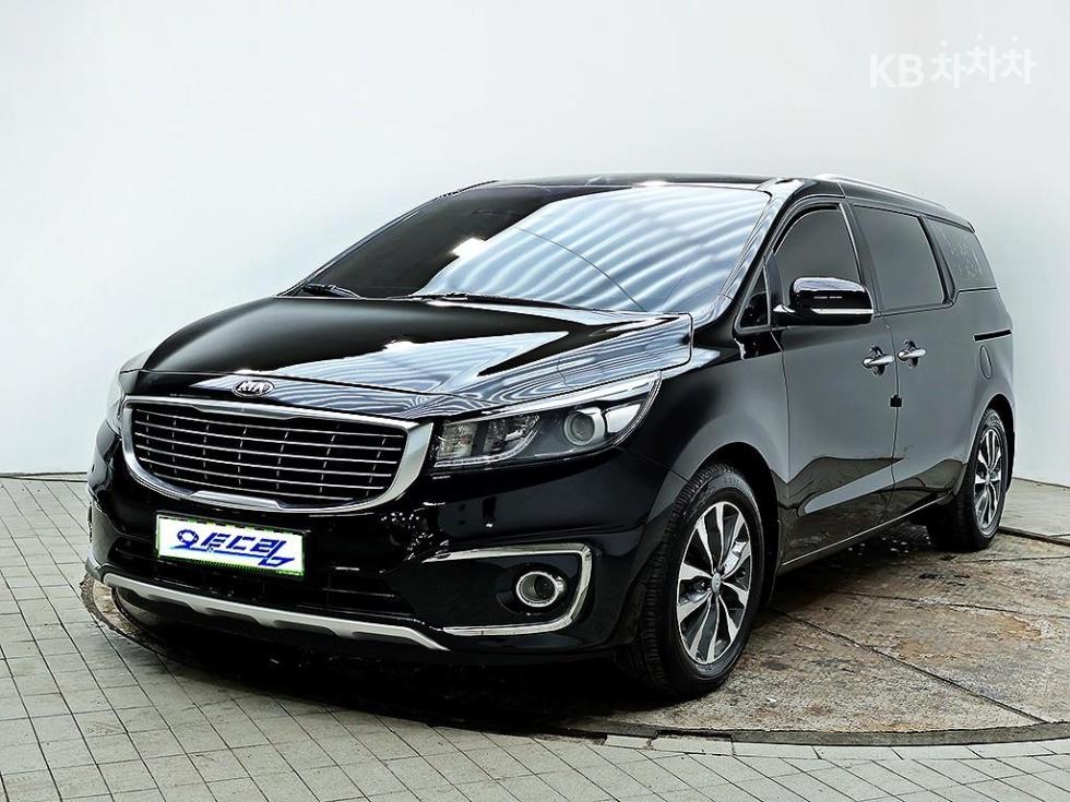 2018 - kia carnival
