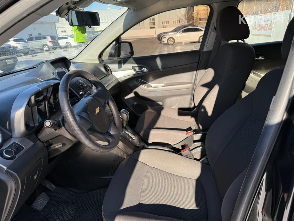Chevrolet Orlando — miniaturë 5