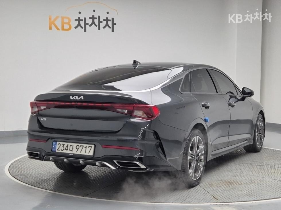 2023 - kia k5